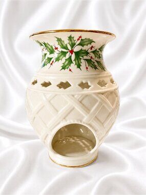 Lenox Holly Porcelain Tea Light Wax Melt Warmer Gold Trim 5.75 Inch
